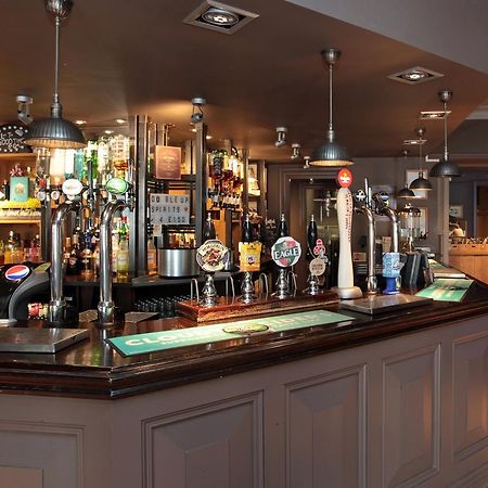Bear Inn, Somerset By Marston'S Inns Street Exterior photo