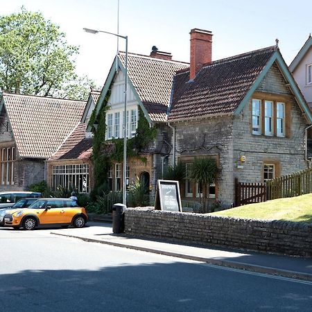 Bear Inn, Somerset By Marston'S Inns Street Exterior photo