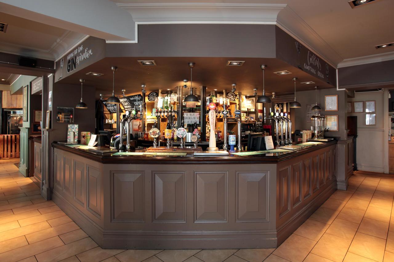 Bear Inn, Somerset By Marston'S Inns Street Exterior photo